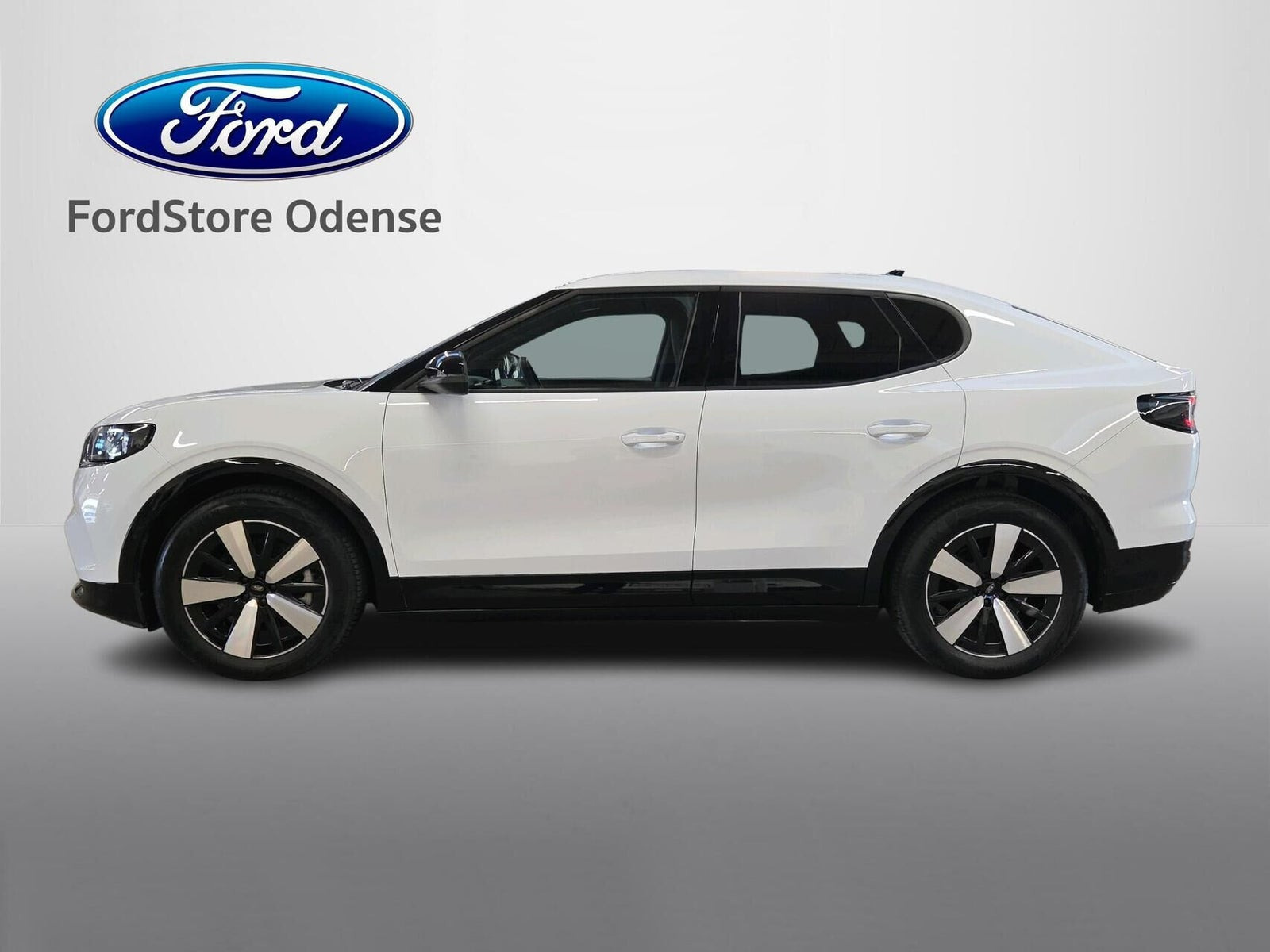 Hvid Ford Capri fra 2025
