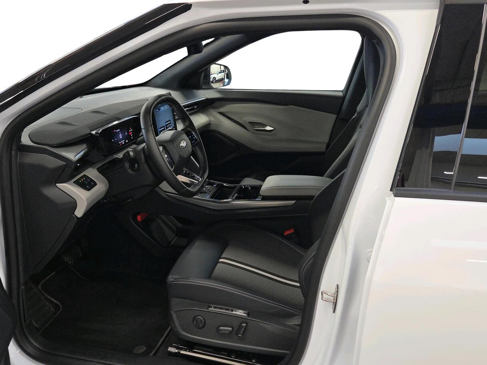 Hvid Ford Capri fra 2025