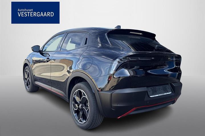 Sort Alfa Romeo Junior fra 2025