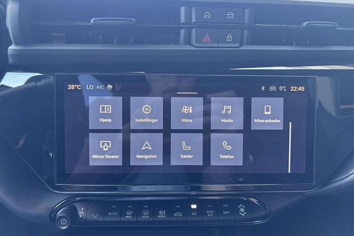 Sort Alfa Romeo Junior fra 2025