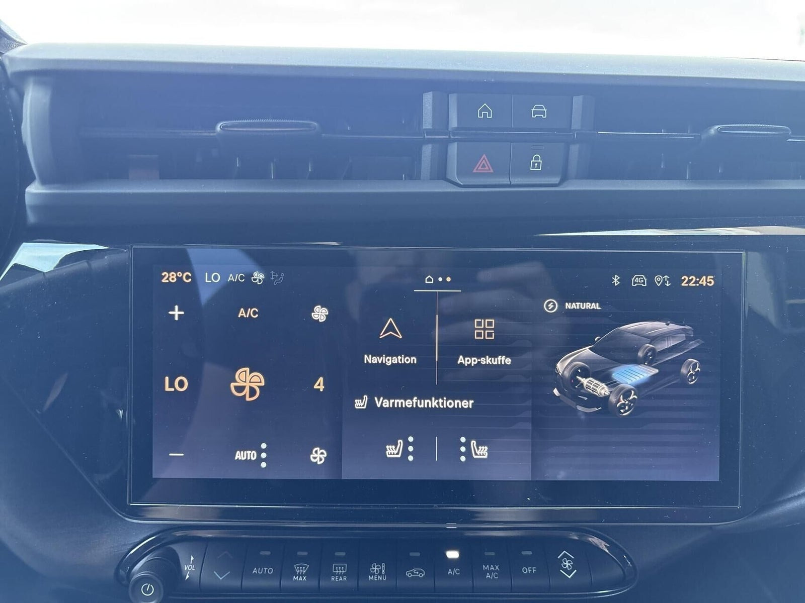 Sort Alfa Romeo Junior fra 2025