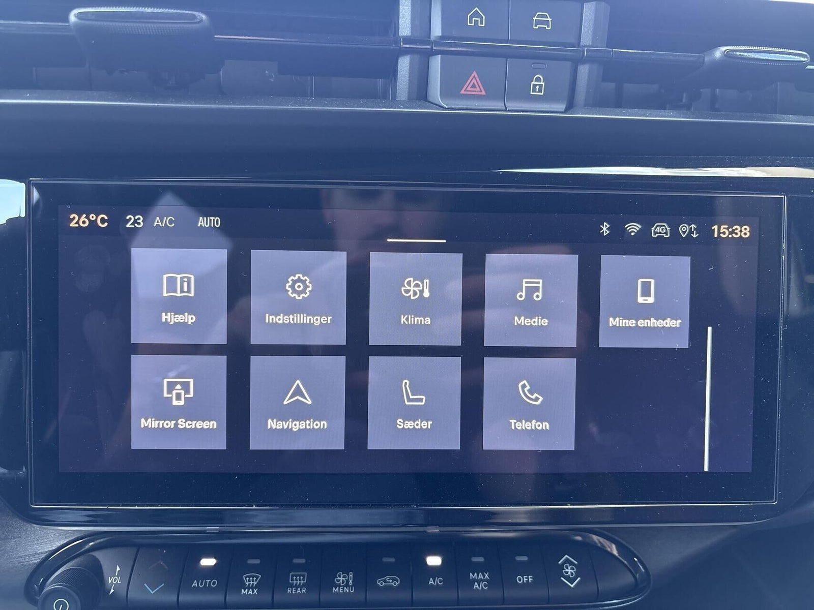 Blå Alfa Romeo Junior fra 2025