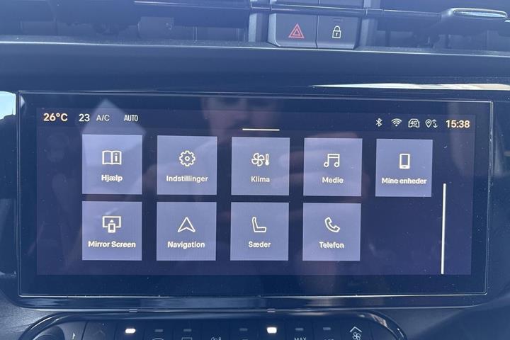 Blå Alfa Romeo Junior fra 2025