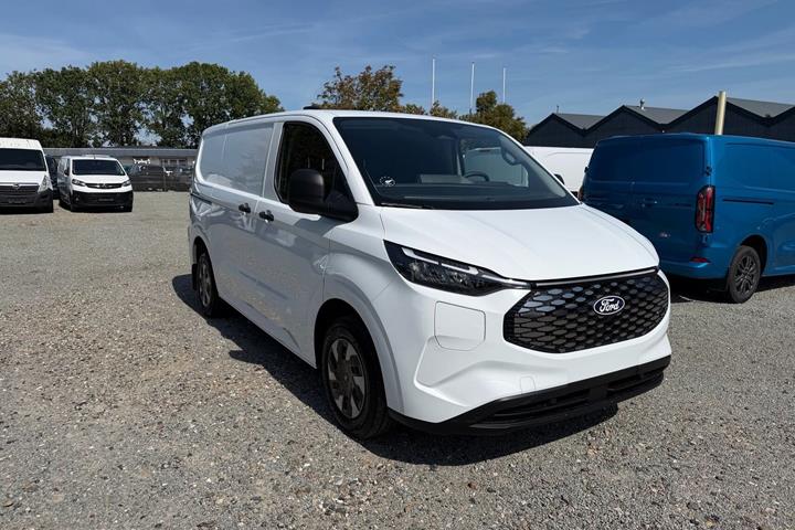 Hvid Ford E-Transit Custom 320 L1 fra 2026
