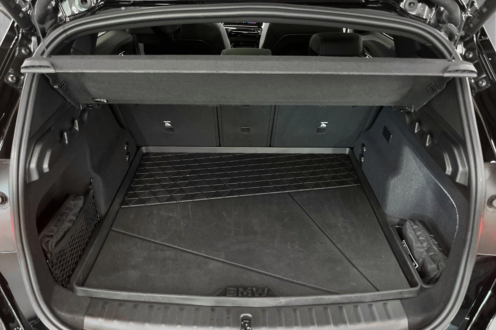 Sort BMW iX1 fra 2024