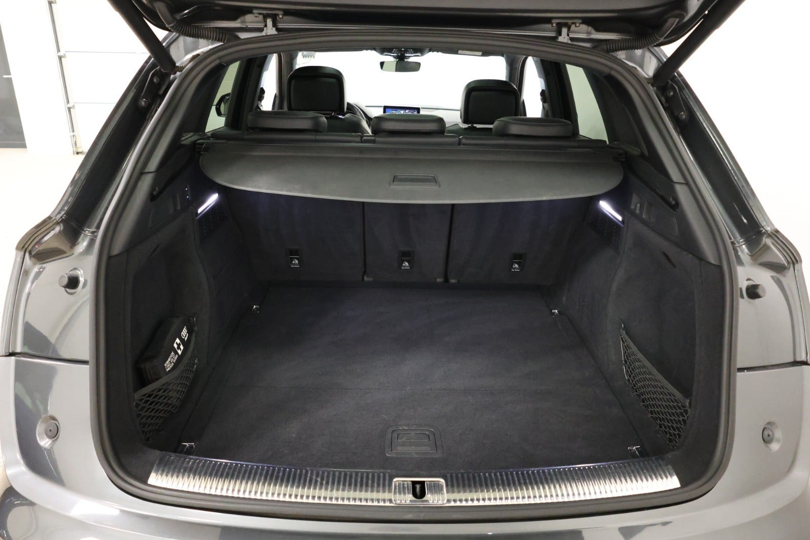 Grå Audi Q5 fra 2017