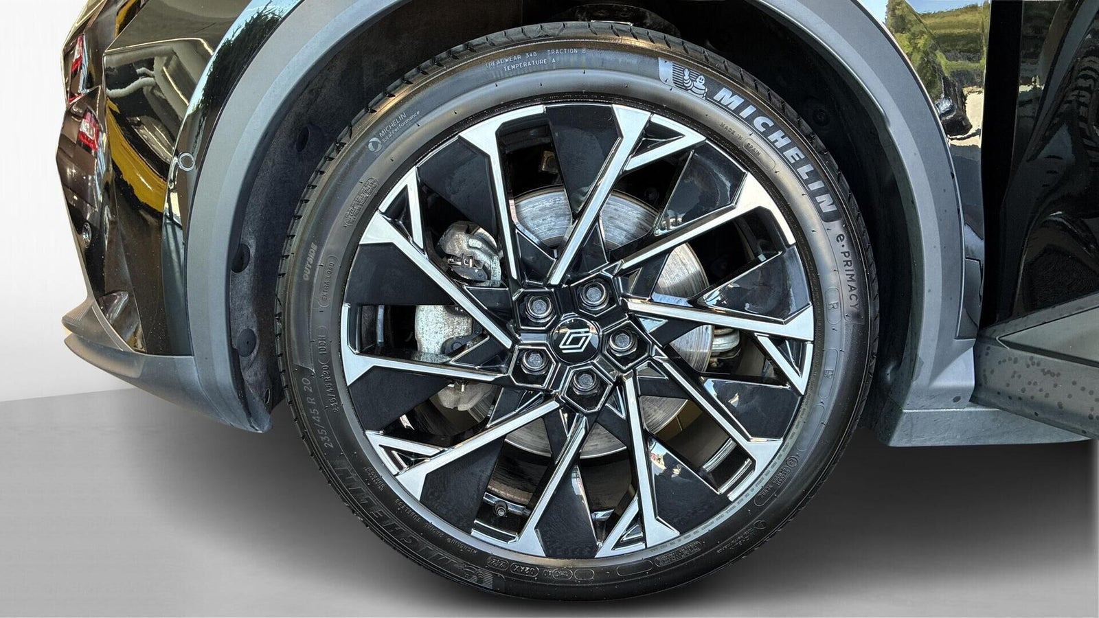 Sort Renault Scenic E-Tech fra 2024