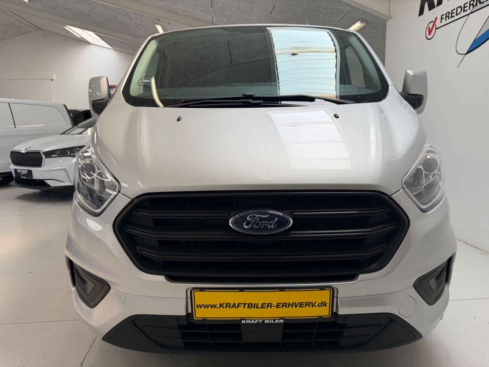 Sølv Ford Transit Custom 280 L1 fra 2020