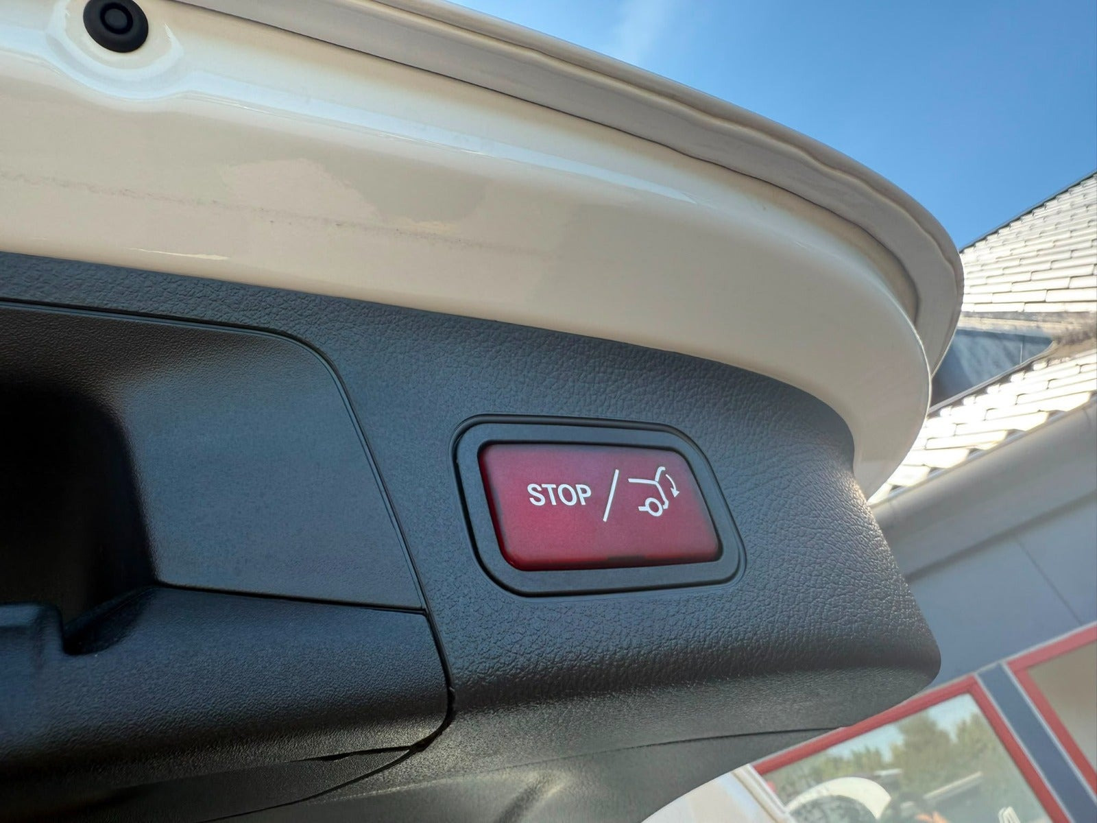 Hvid Mercedes EQA250 fra 2022