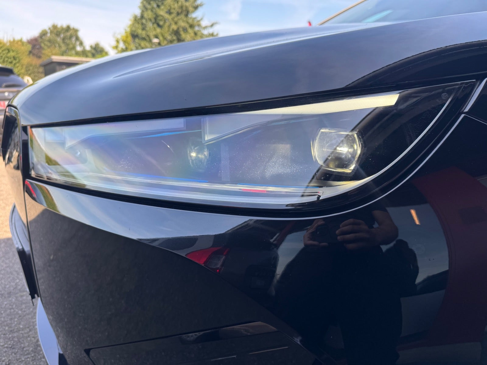 Sort BMW iX fra 2023