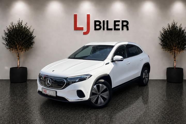 Hvid Mercedes EQA250 fra 2021