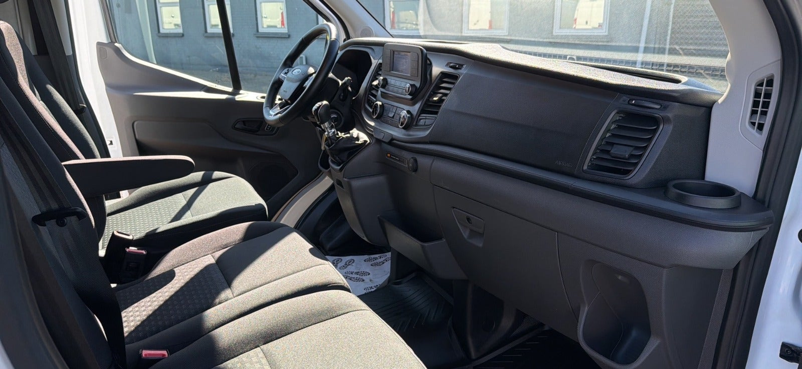 Hvid Ford Transit 350 L3 Van fra 2023