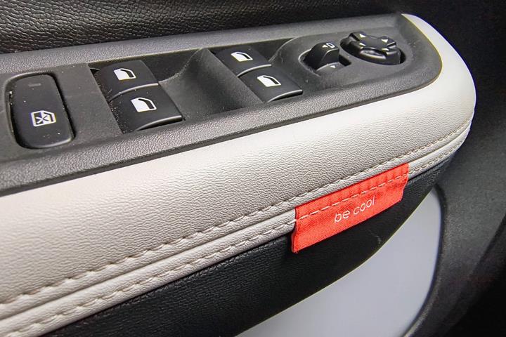 Grå Citroën ë-C3 fra 2025