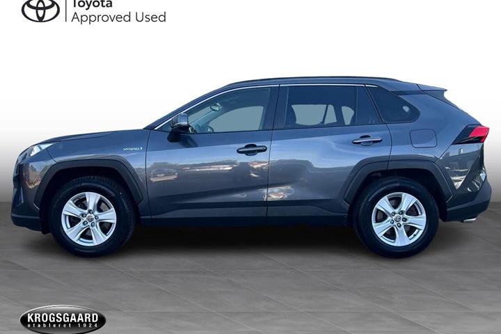 Grå Toyota RAV4 fra 2020