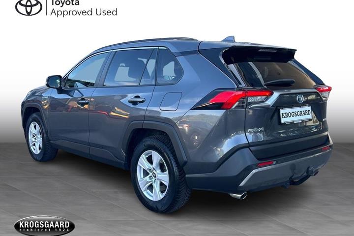 Grå Toyota RAV4 fra 2020
