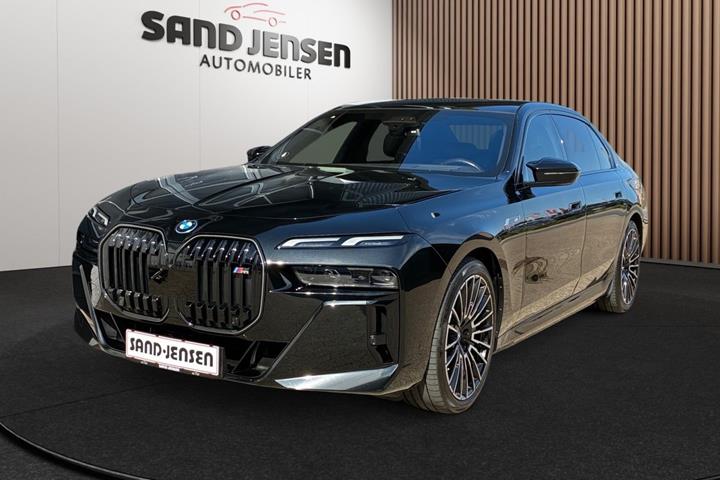 Sort BMW i7 fra 2024