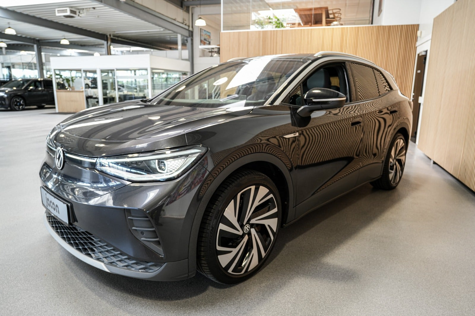 Grå VW ID.4 fra 2021
