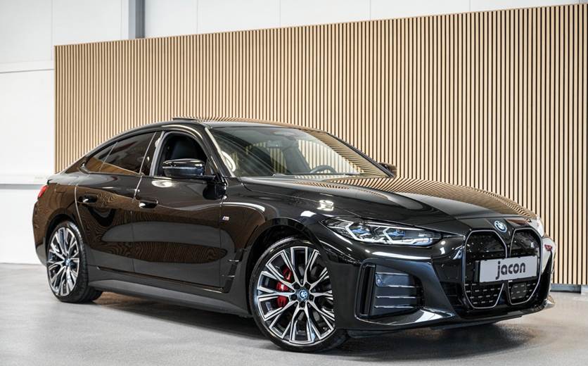 BMW i4 eDrive35 Fully Charged M-Sport