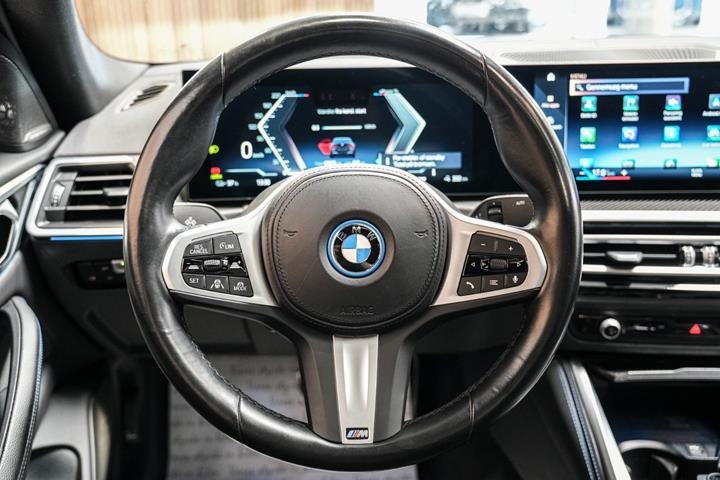 Sort BMW i4 fra 2023