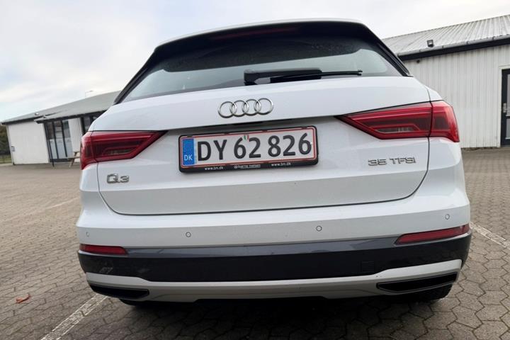Hvid Audi Q3 fra 2020