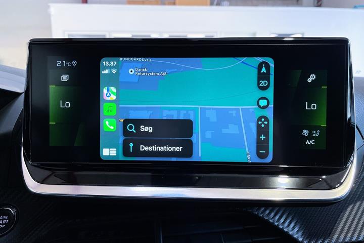 Hvid Peugeot 2008 fra 2021