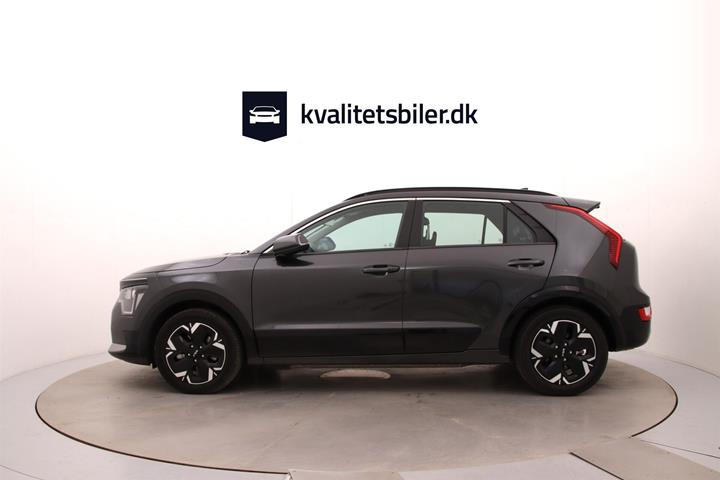 Grå Kia Niro EV fra 2023