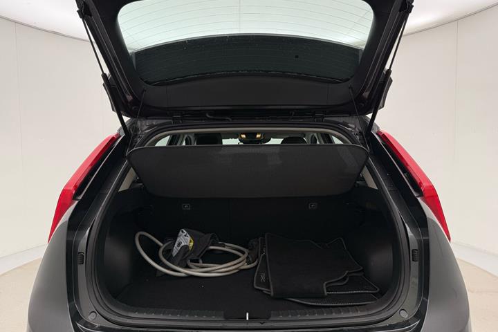 Grå Kia Niro EV fra 2023