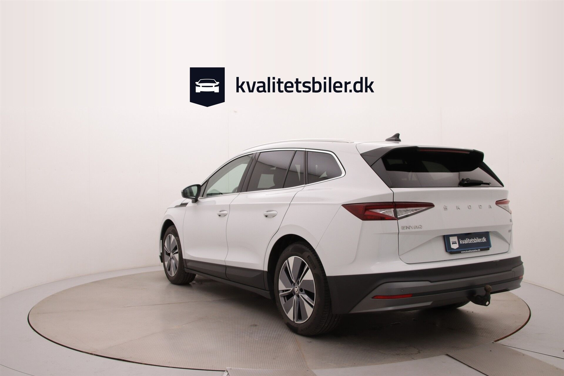 Hvid Skoda Enyaq fra 2021
