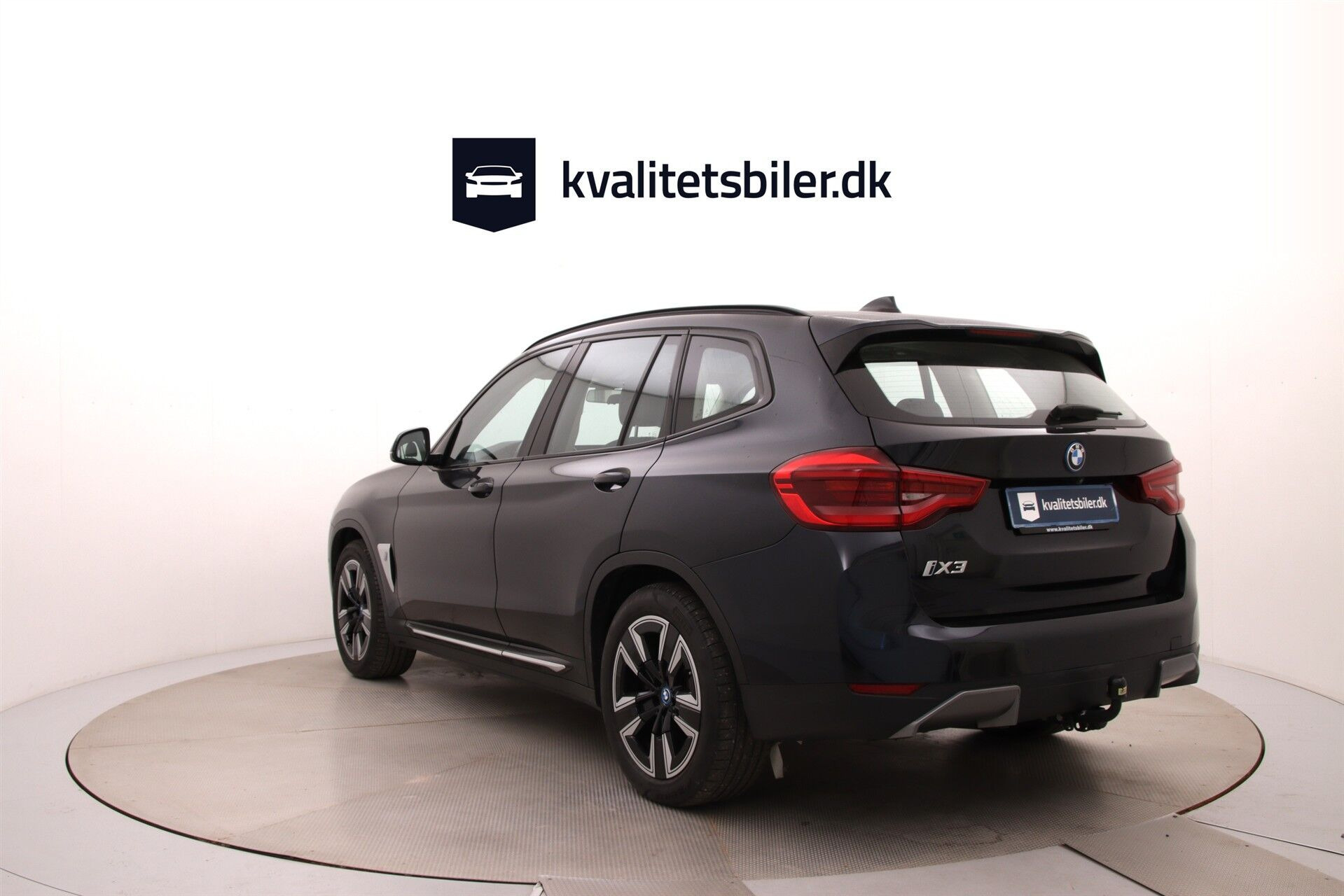 Sort BMW iX3 fra 2021