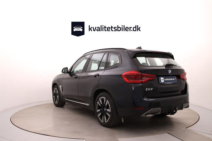 Sort BMW iX3 fra 2021