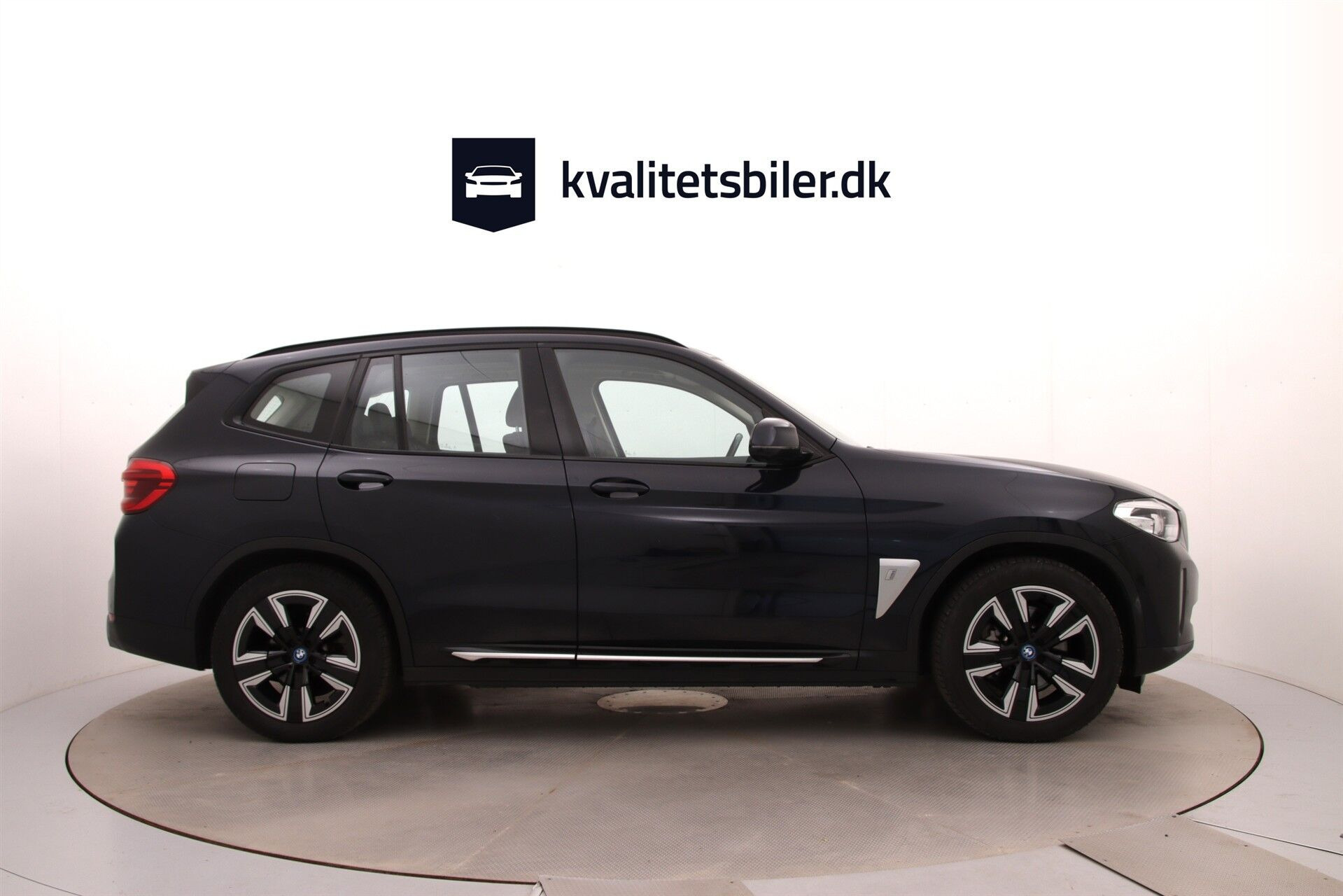 Sort BMW iX3 fra 2021