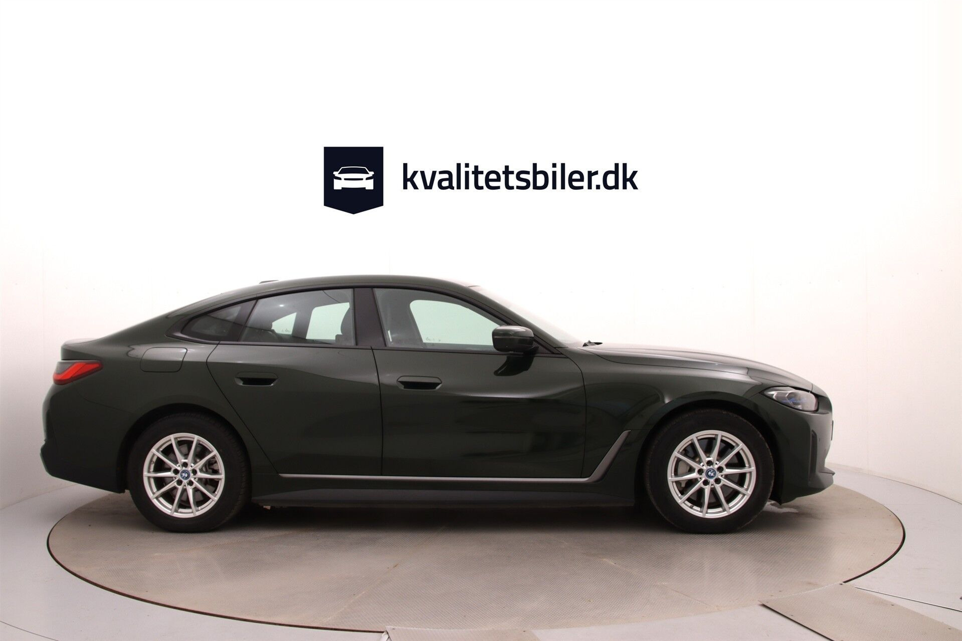 Grøn BMW i4 fra 2022