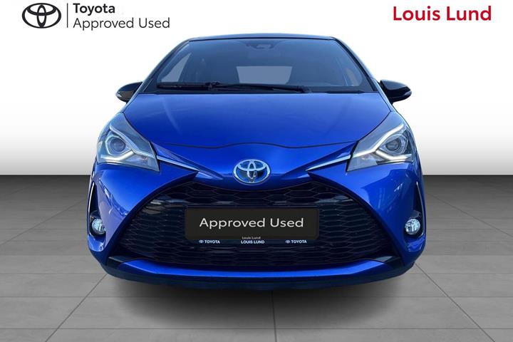 Blå Toyota Yaris fra 2018
