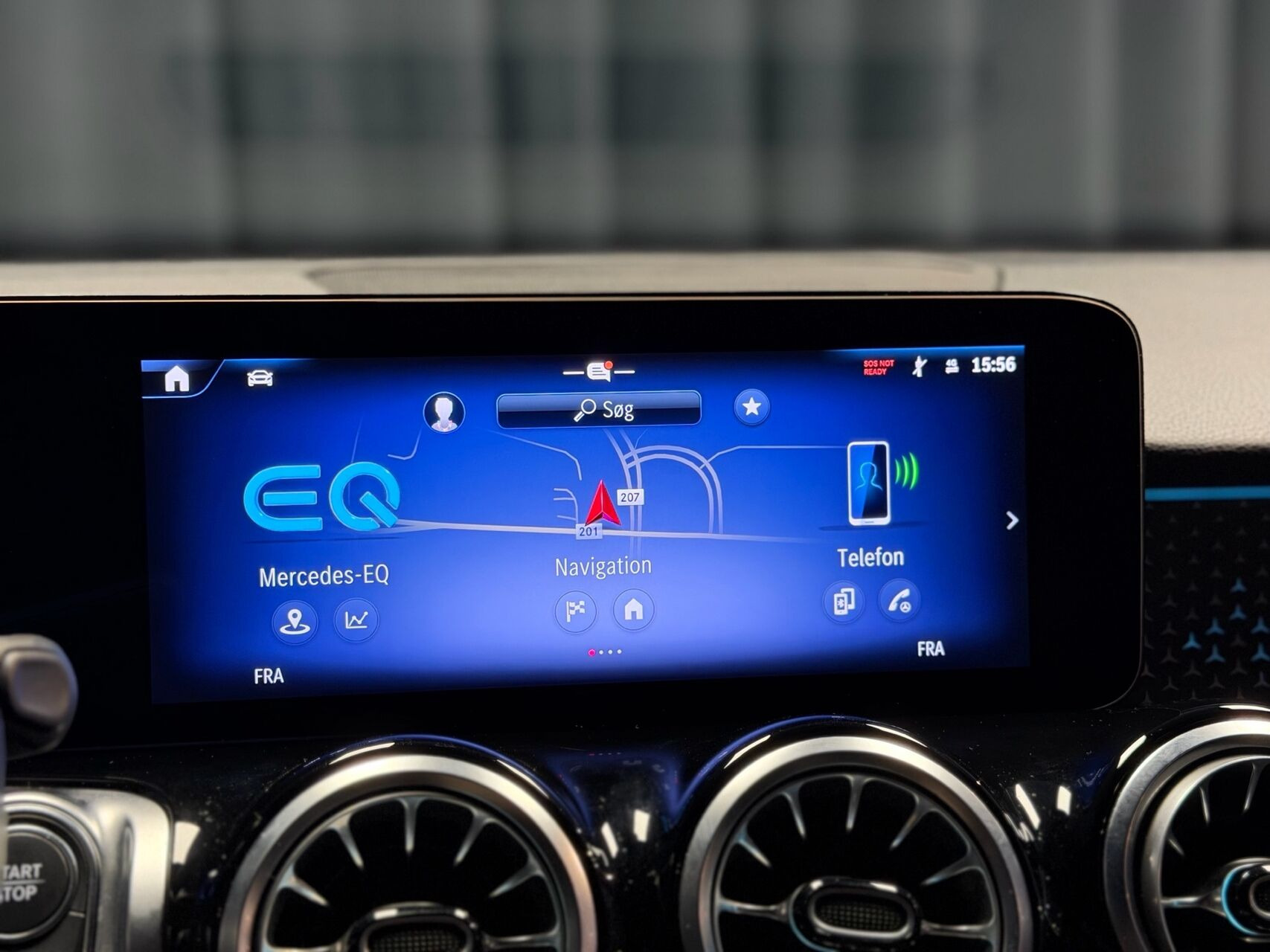 Sort Mercedes EQB 250+ fra 2025