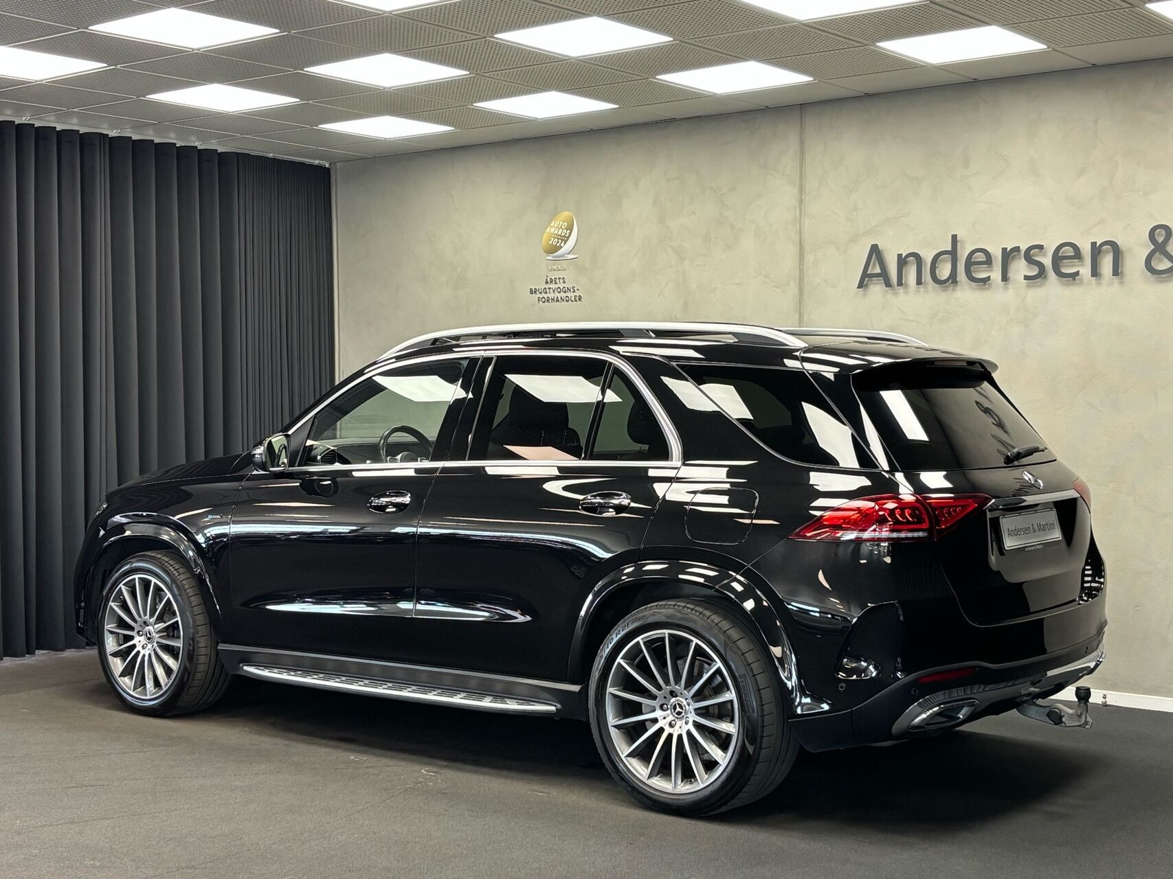 Sort Mercedes GLE350 de fra 2020
