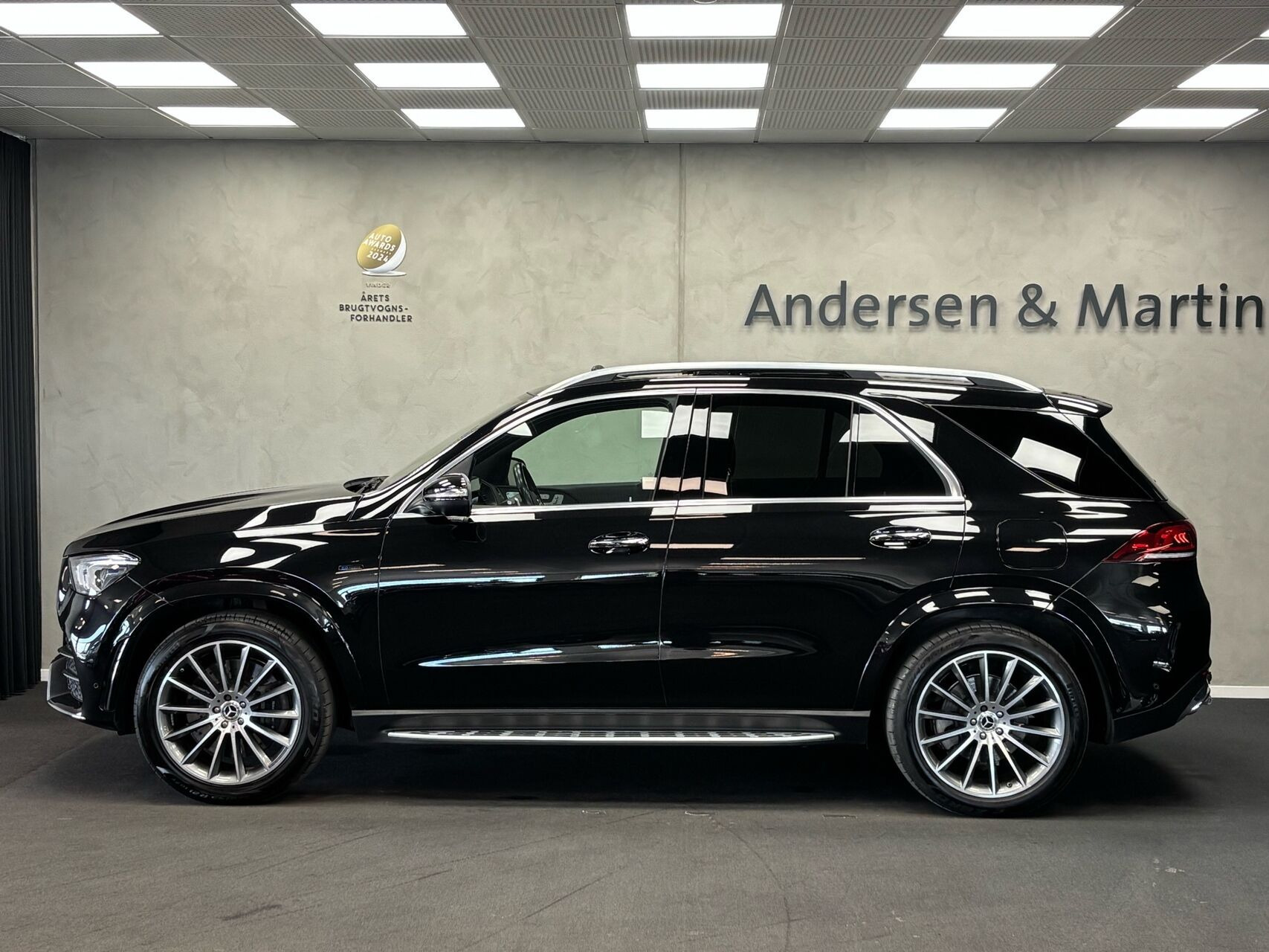 Sort Mercedes GLE350 de fra 2020