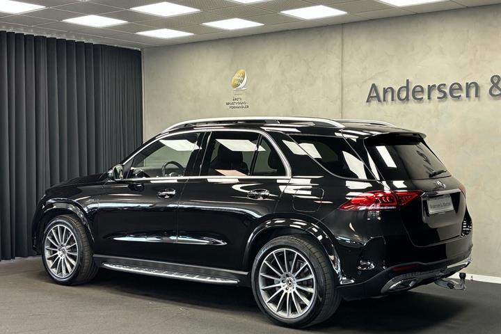 Sort Mercedes GLE350 de fra 2020