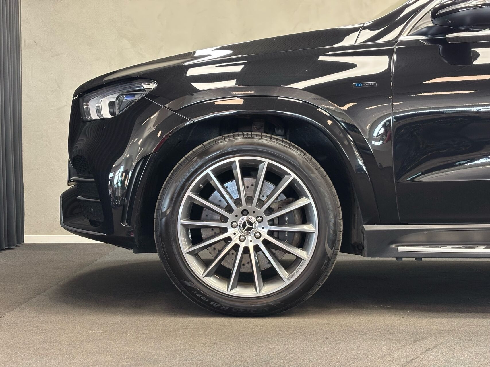 Sort Mercedes GLE350 de fra 2020