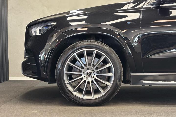 Sort Mercedes GLE350 de fra 2020