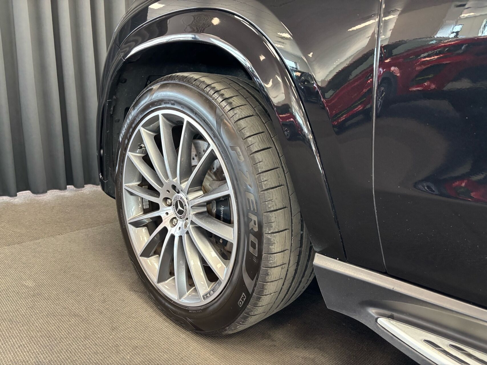 Sort Mercedes GLE350 de fra 2020