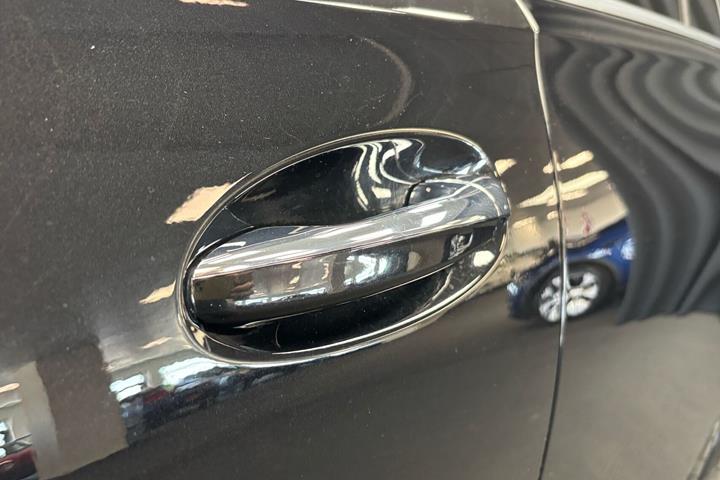 Sort Mercedes GLE350 de fra 2020
