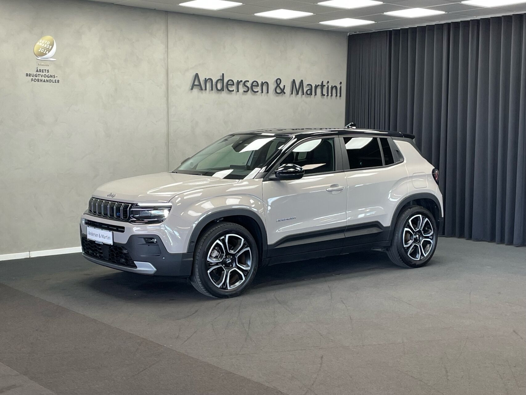 Jeep Avenger EL Summit 156HK 5d Aut.