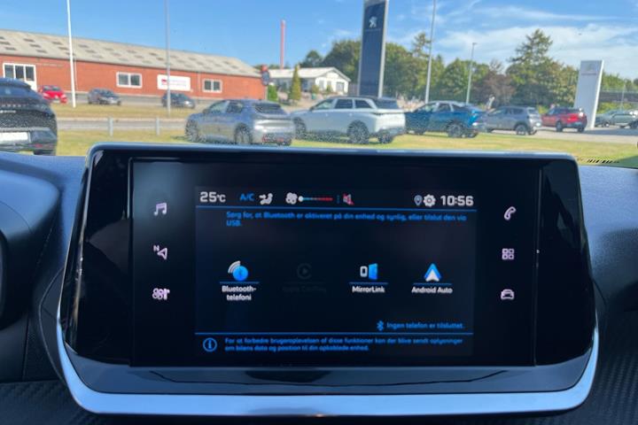 Sort Peugeot 208 fra 2022
