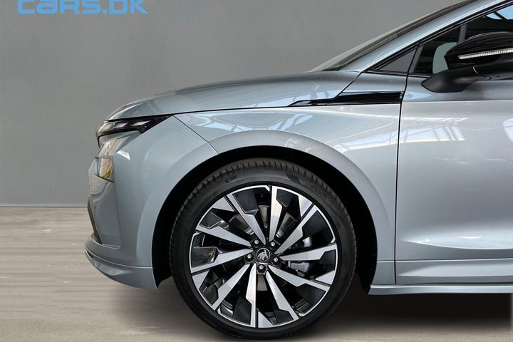 Sølv Skoda Enyaq fra 2026