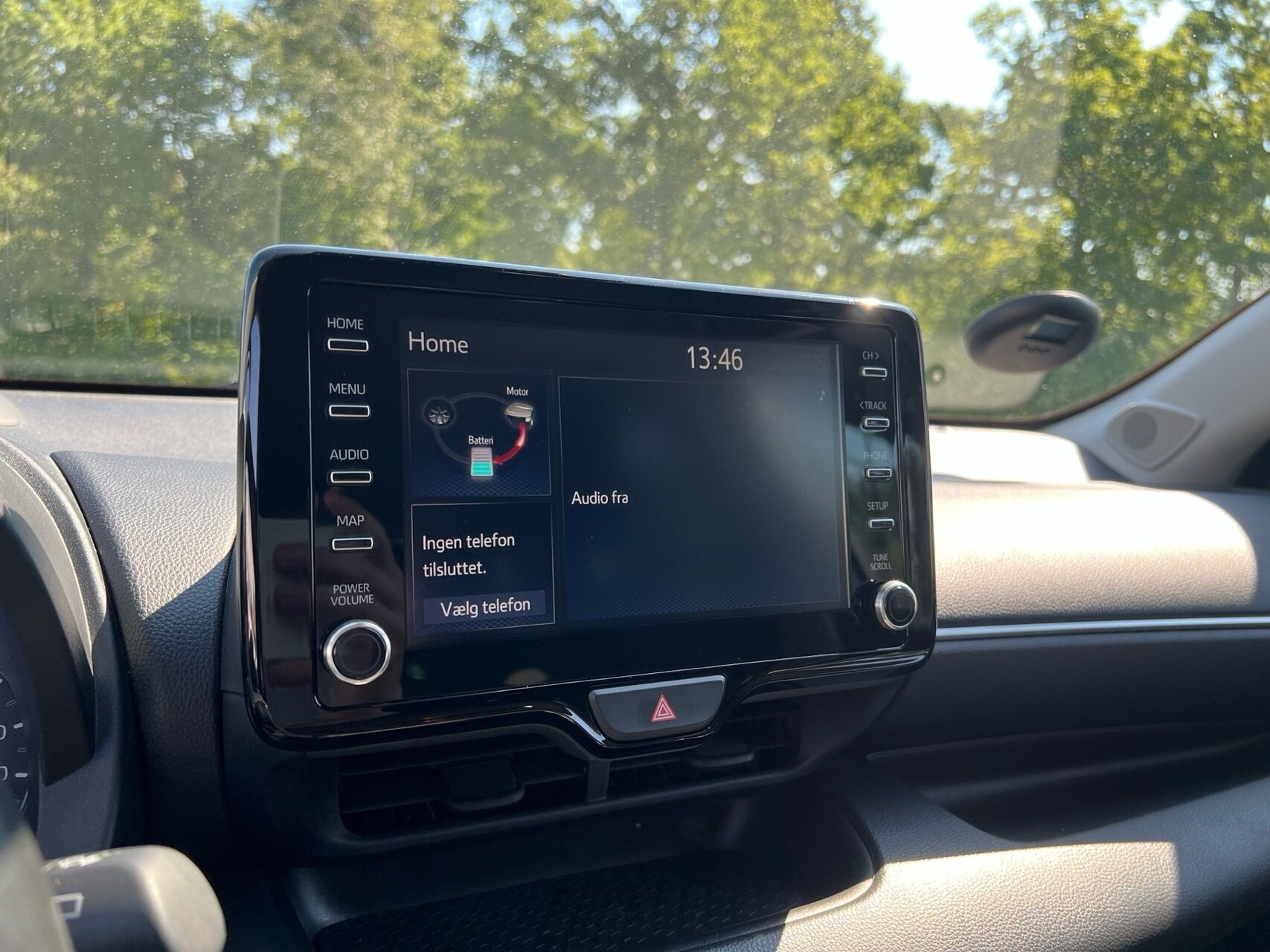 Hvid Toyota Yaris fra 2020