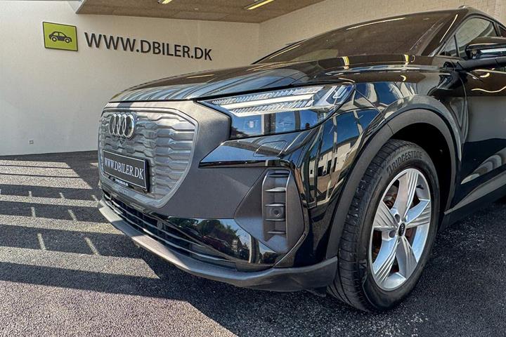 Sort Audi Q4 fra 2023