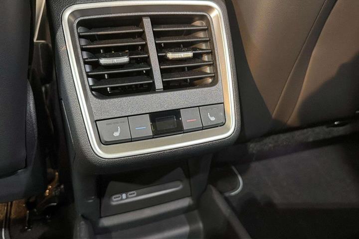 Sort Skoda Enyaq fra 2026