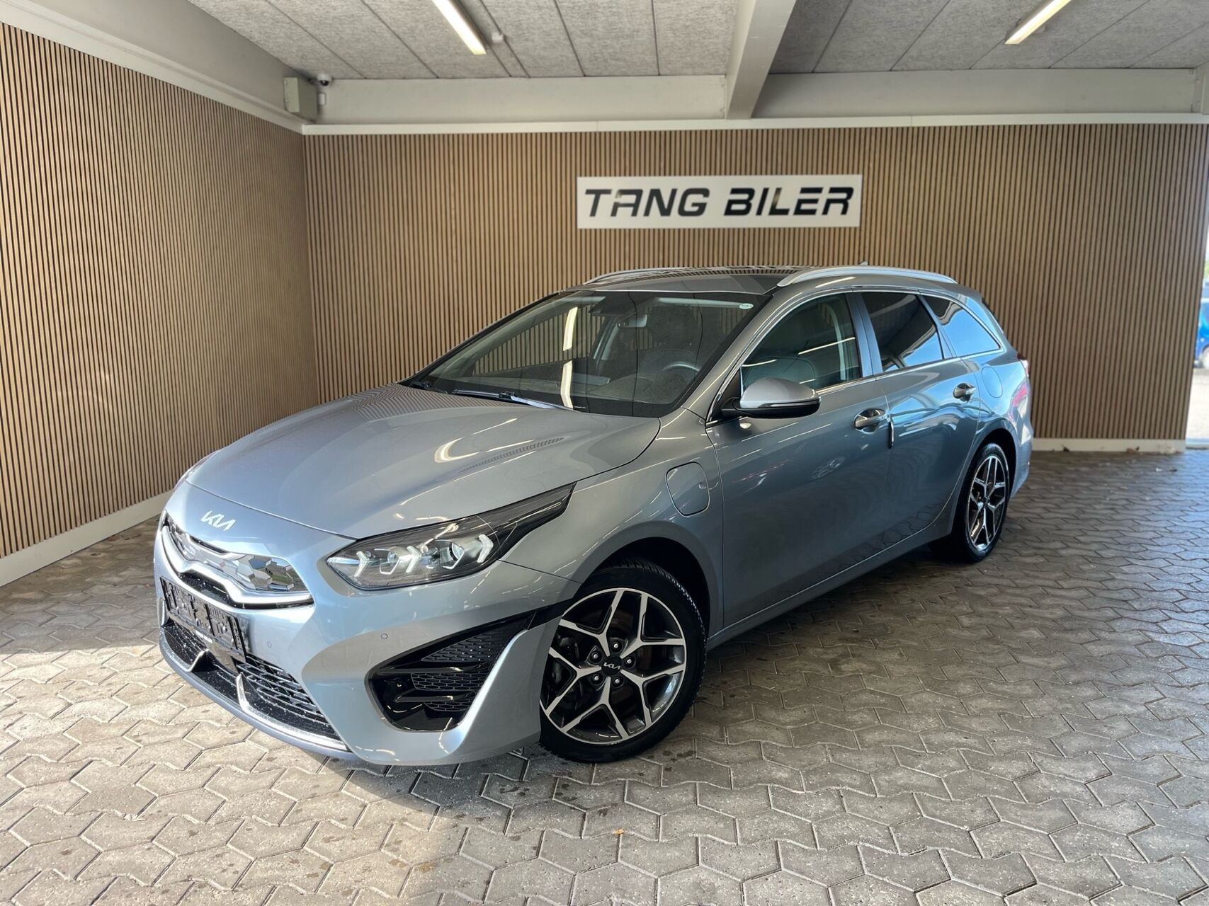 Kia Ceed 1,6 SW GDI PHEV  Plugin-hybrid Upgrade DCT 141HK Stc 6g Aut.
