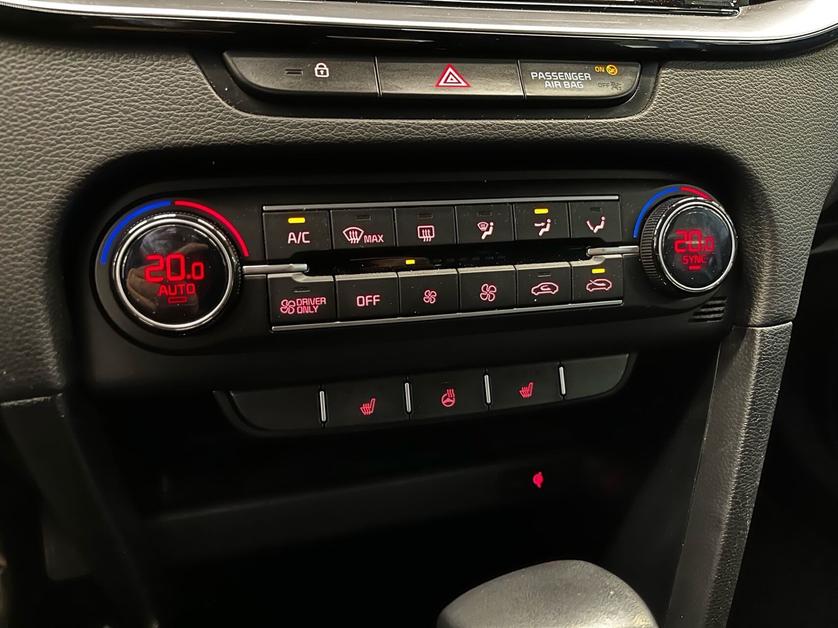 Sølv Kia Ceed fra 2023
