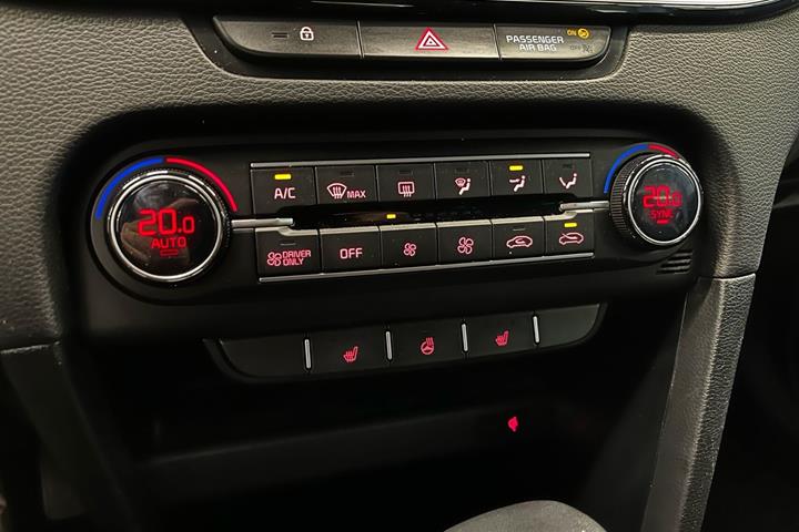 Sølv Kia Ceed fra 2023
